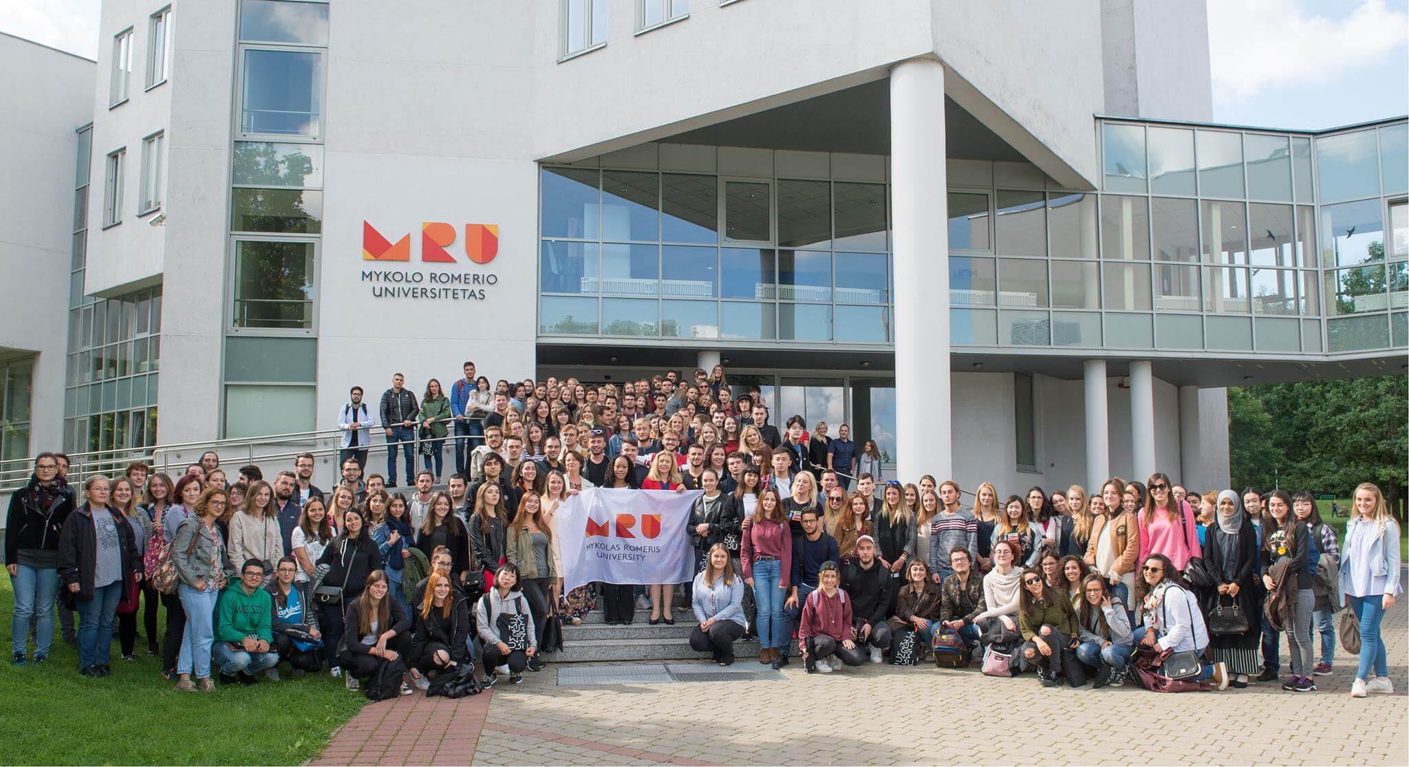 RUE Abogados – Crecimiento Profesional y Desarrollo Profesional dentro de la Empresa 2 Mykolas Romeris University