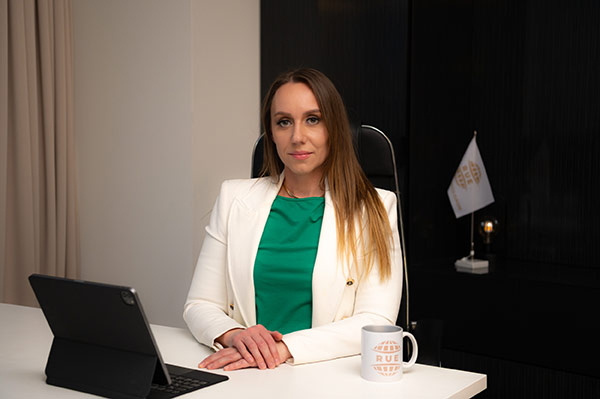 申请 MiCA 牌照需要哪些文件? 2 What documents are required to apply for a MiCA licence